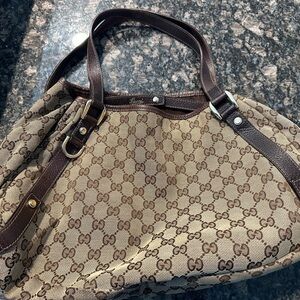Gucci purse